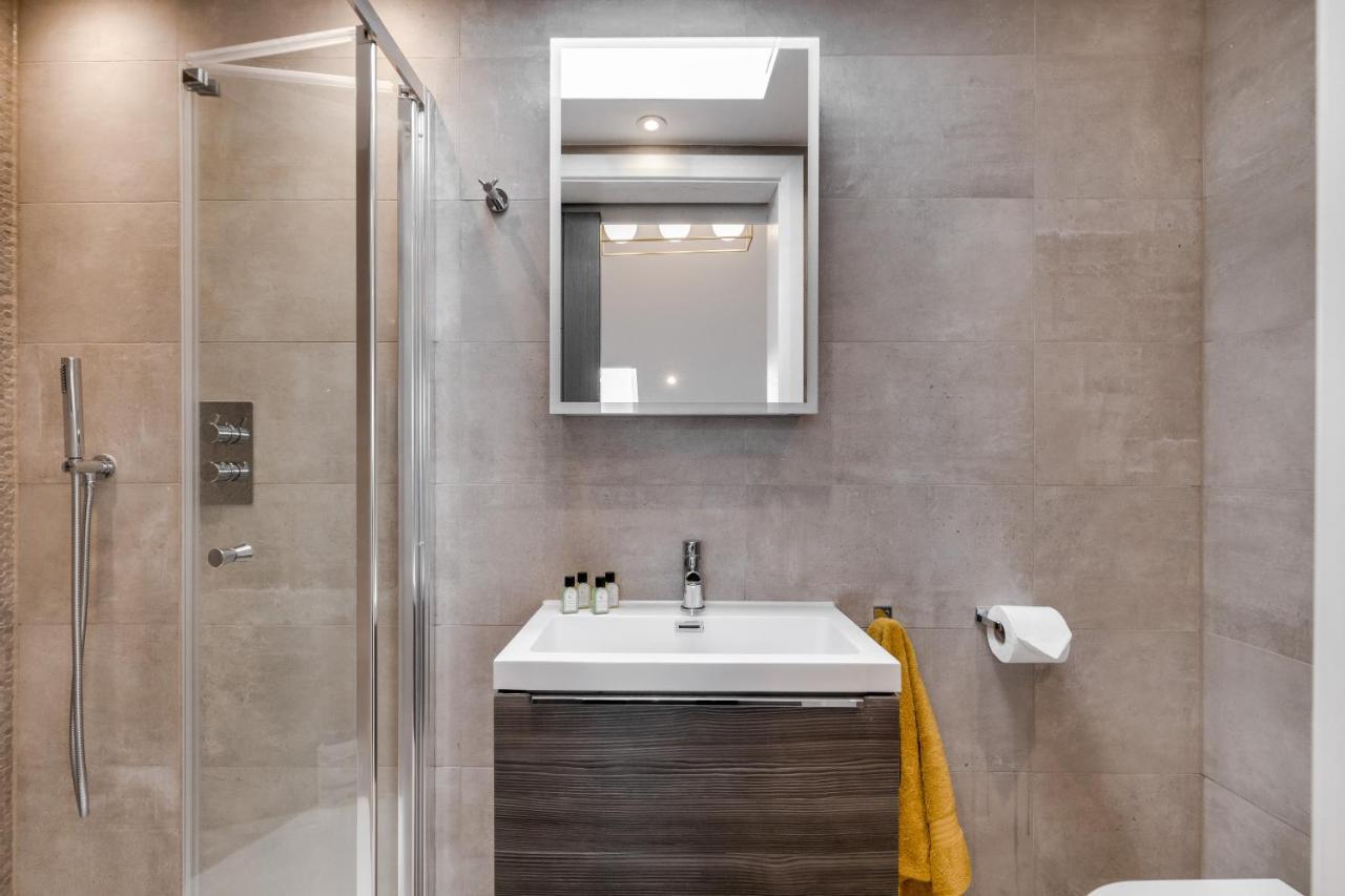 Beautiful 2-bed In *
