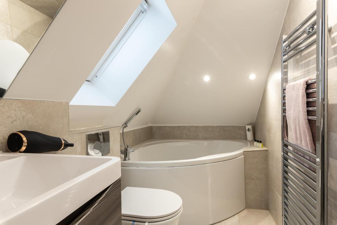 Beautiful 2-bed In Londra